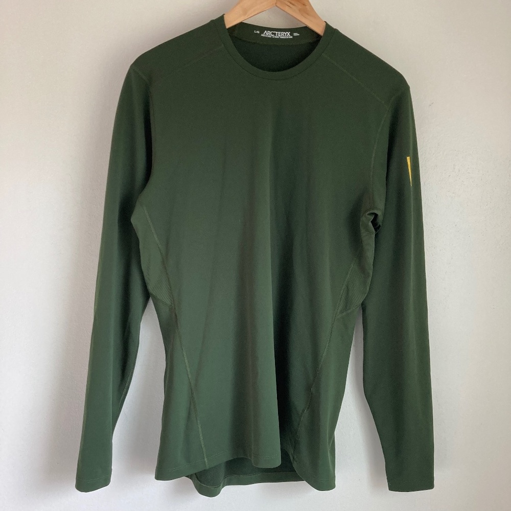 Arc’teryx Men’s long sleeve shirt